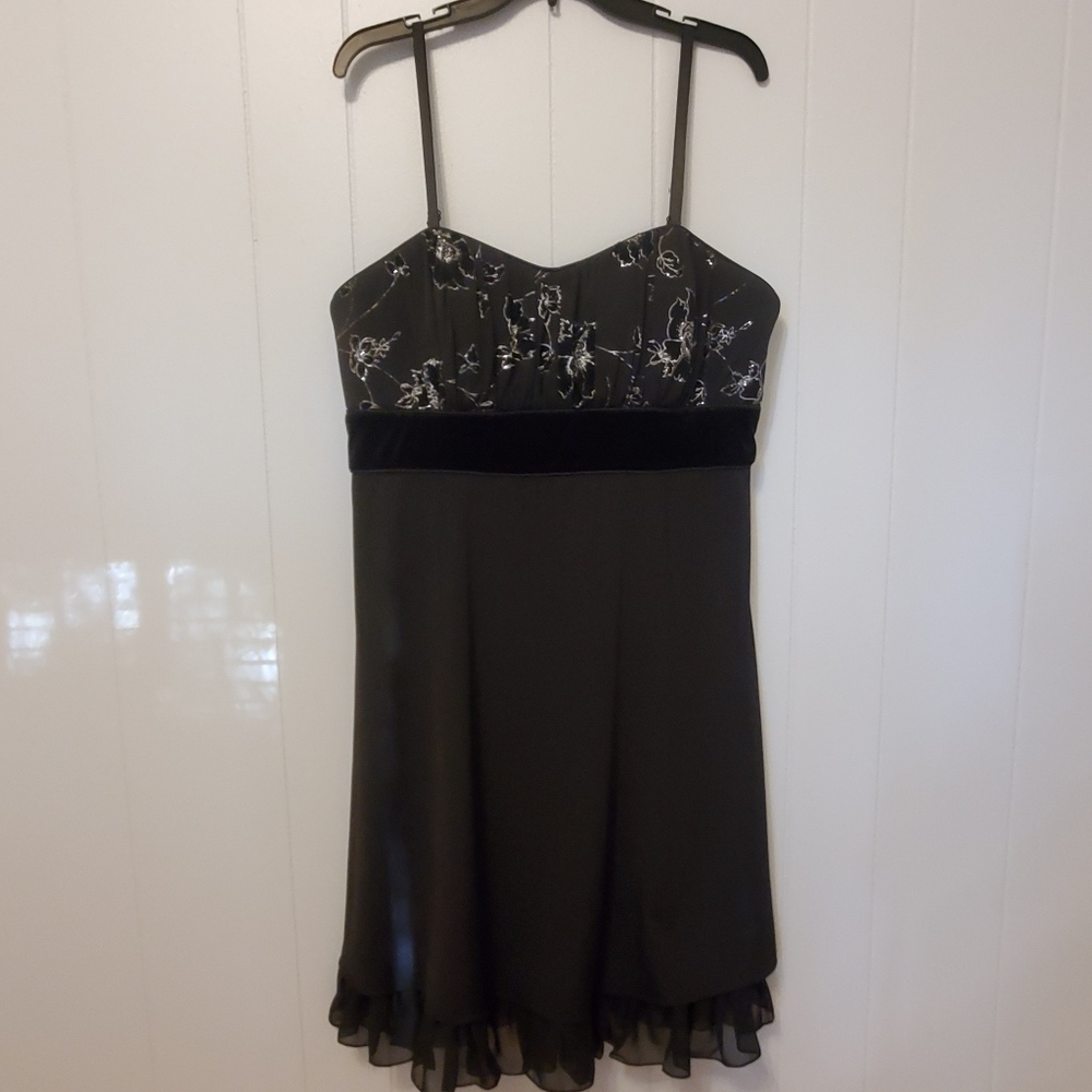 Kathy Roberts | Black & Silver Plus Size Dress